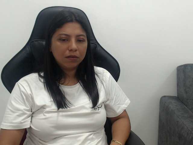 leyla9 live cam on BongaCams