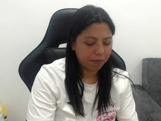 leyla9 live cam on BongaCams