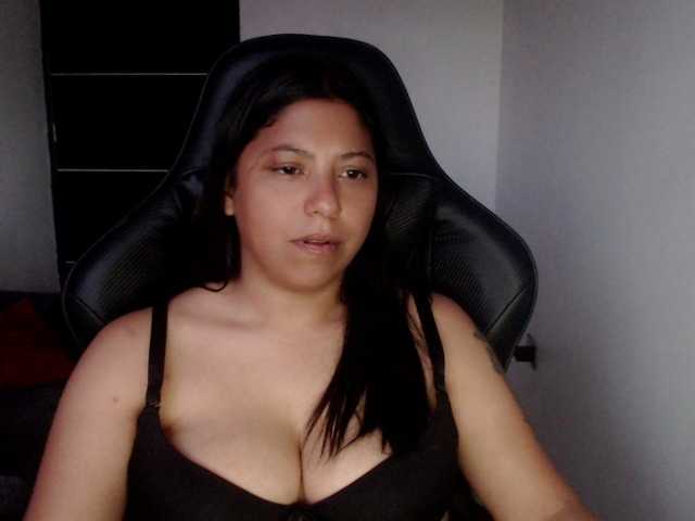 leyla9 live cam on BongaCams