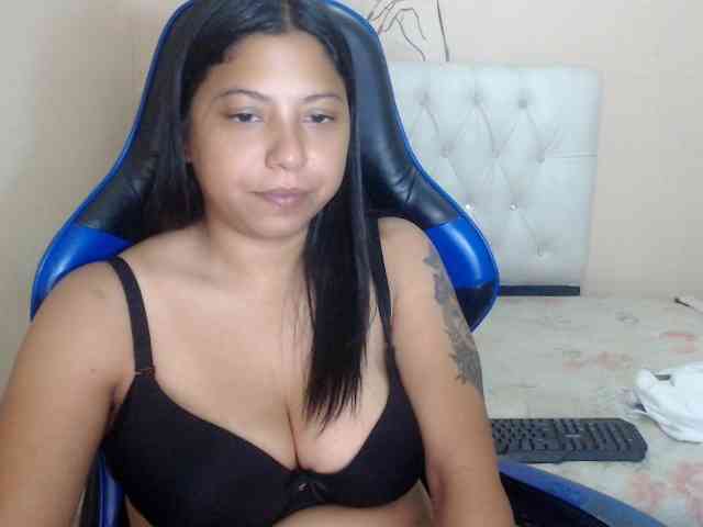 leyla9 webcam