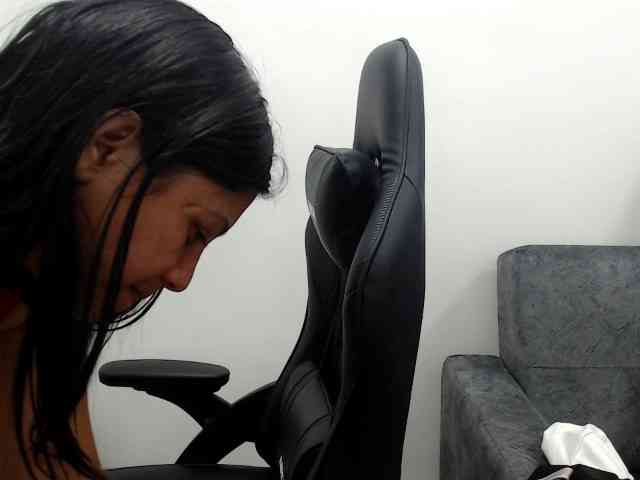 leyla9 webcam