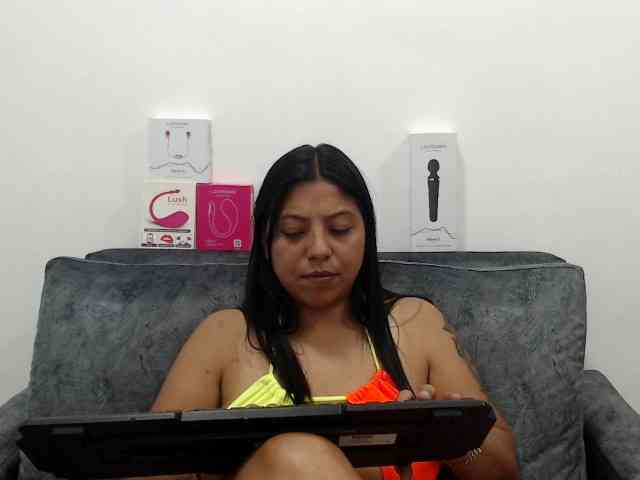 leyla9 webcam
