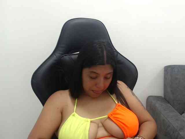 leyla9 webcam