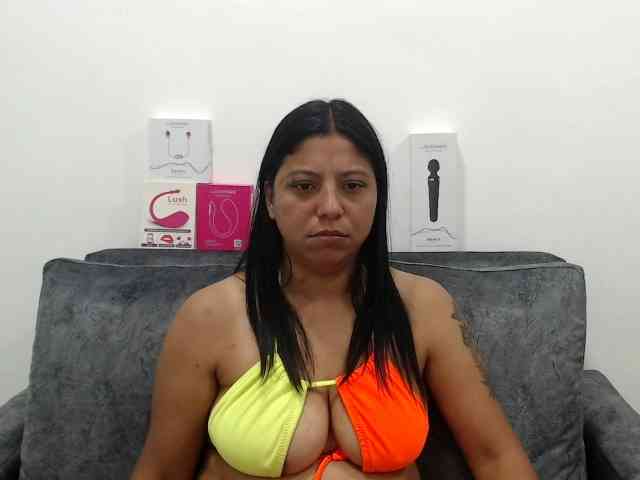 leyla9 webcam