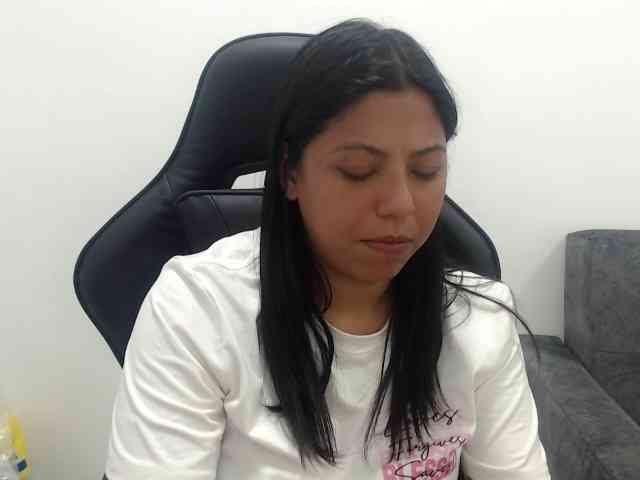 leyla9 webcam