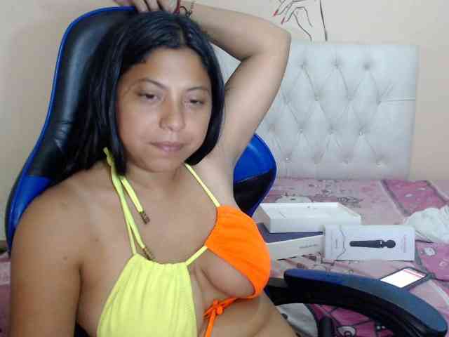 leyla9 webcam