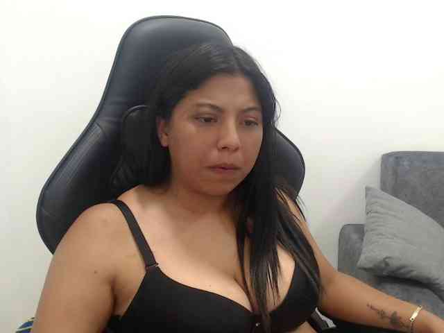 leyla9 webcam