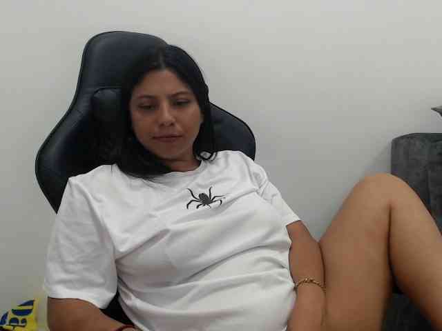 leyla9 webcam