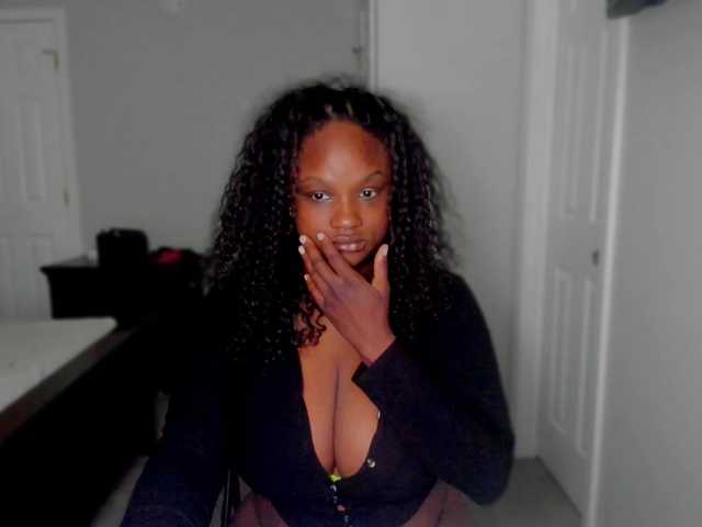 supanovaa live cam on BongaCams