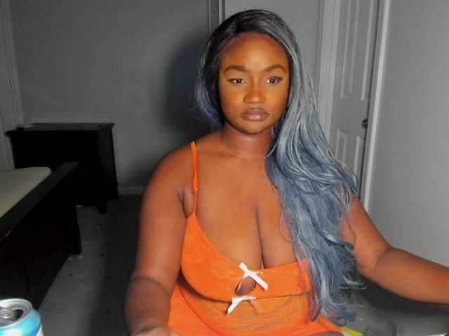 supanovaa live cam on BongaCams
