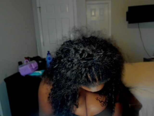 supanovaa live cam on BongaCams