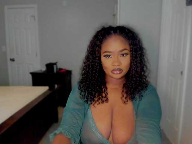 supanovaa cam belle