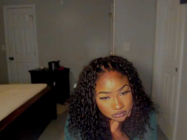 supanovaa live cam on BongaCams