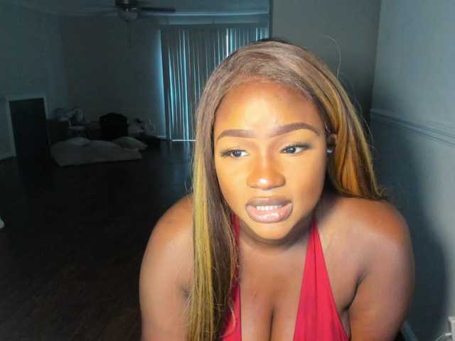 supanovaa live cam on BongaCams