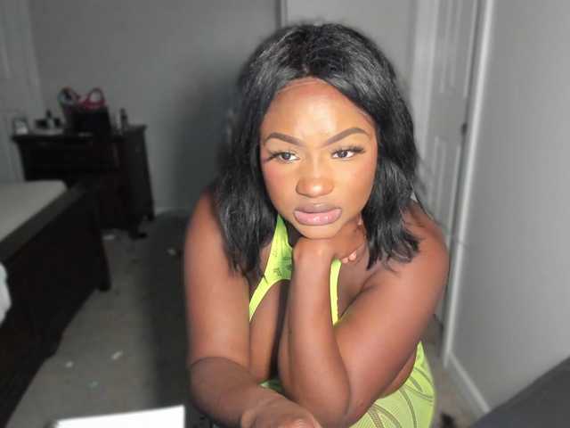 supanovaa live cam on BongaCams