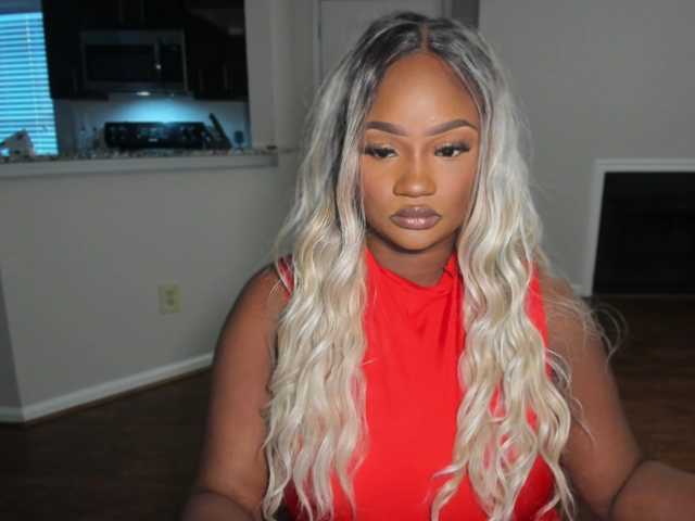 supanovaa live cam on BongaCams