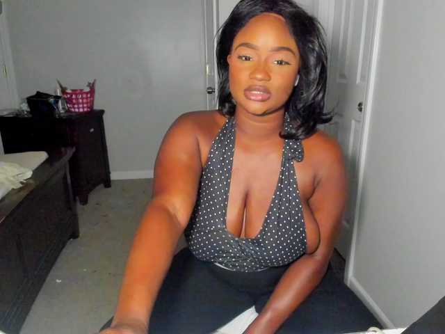 supanovaa live cam on BongaCams