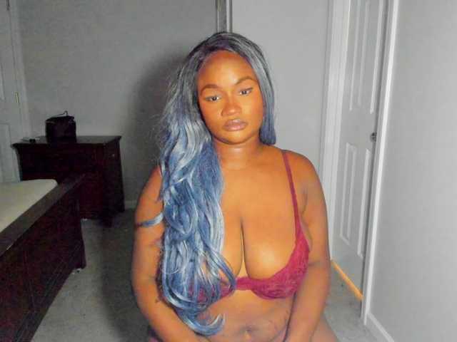 supanovaa live cam on BongaCams