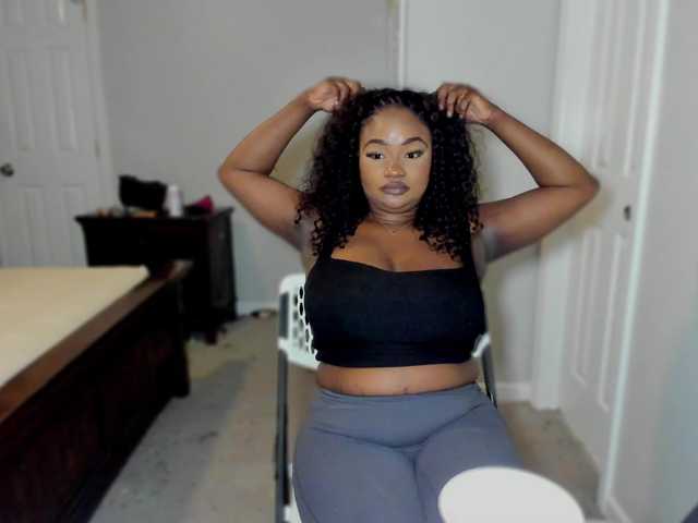 supanovaa live cam on BongaCams