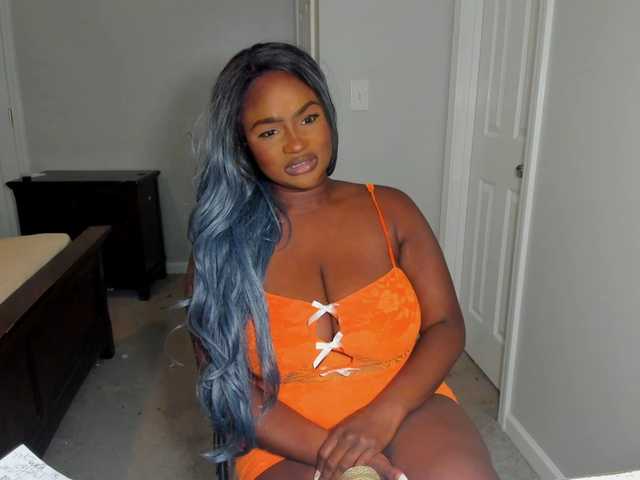supanovaa live cam on BongaCams
