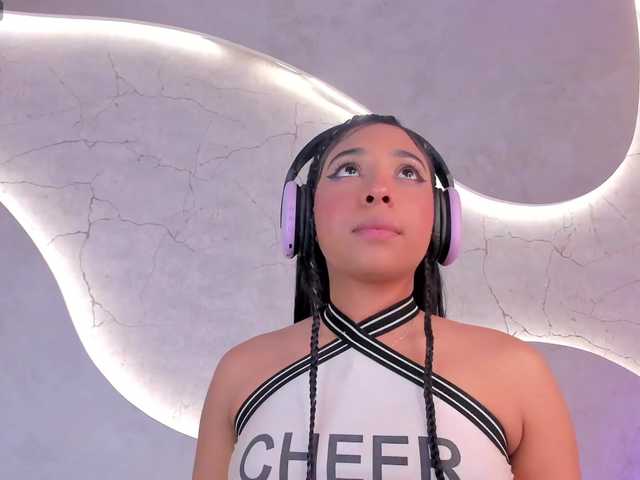 Sweet-arii's BongaCams show and profile