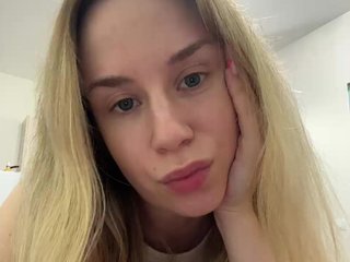 ari_ Porn Show
