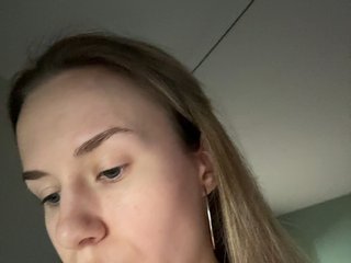 ari_ Porn Show