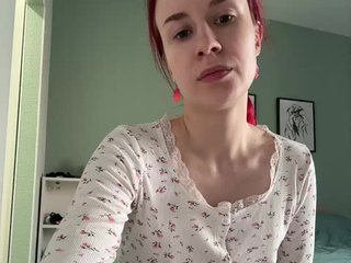 ari_ Porn Show