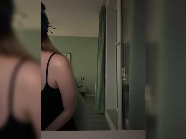 arry live cam on BongaCams