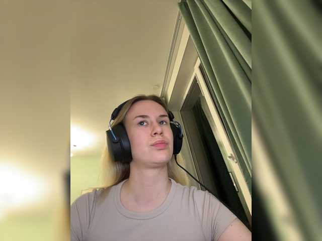 arry live cam on BongaCams