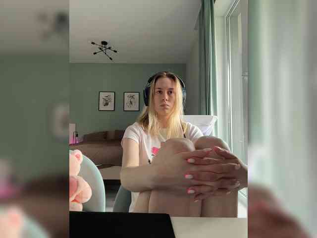 ari_ webcam