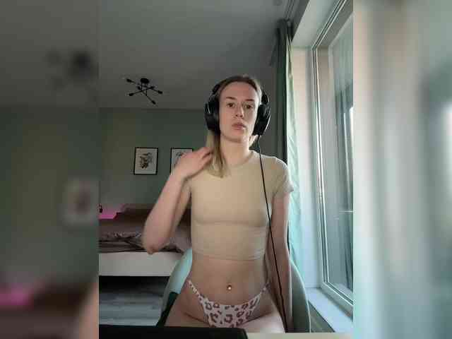 ari_ webcam