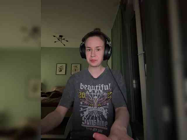 ari_ webcam