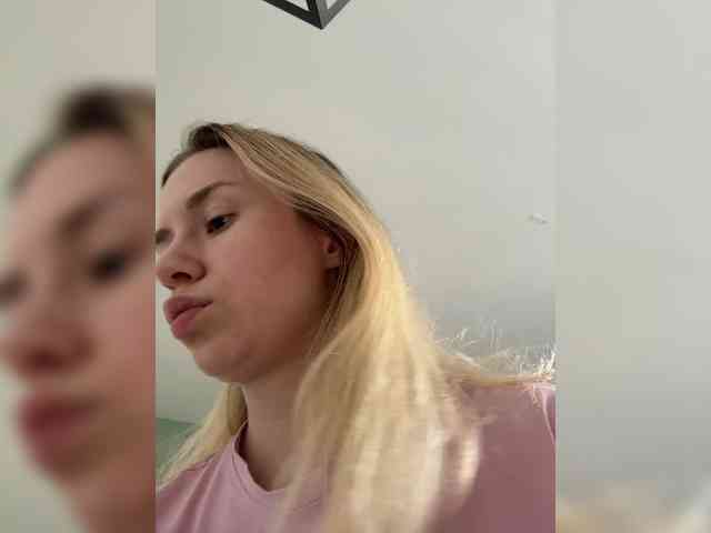 ari_ webcam