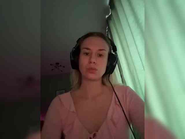 ari_ webcam