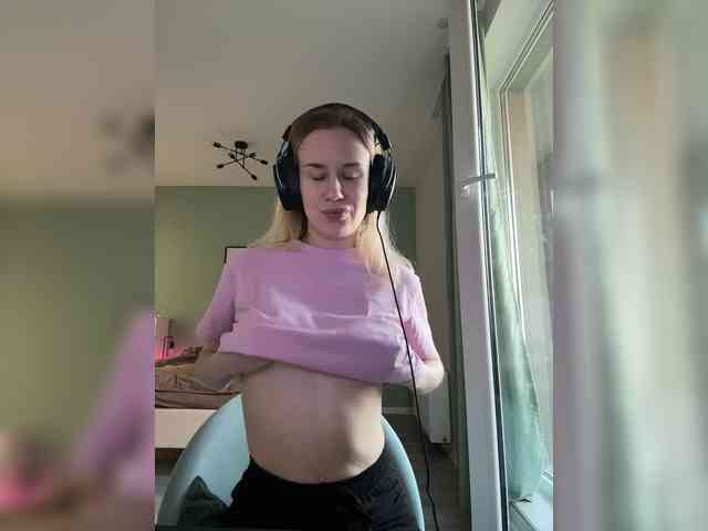 ari_ webcam