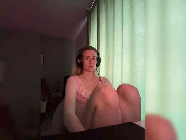 ari_ webcam