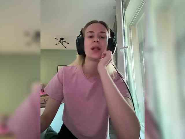 ari_ webcam