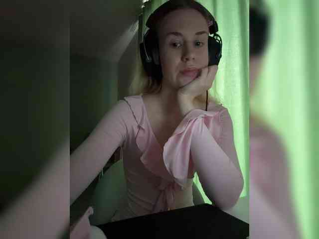 ari_ webcam