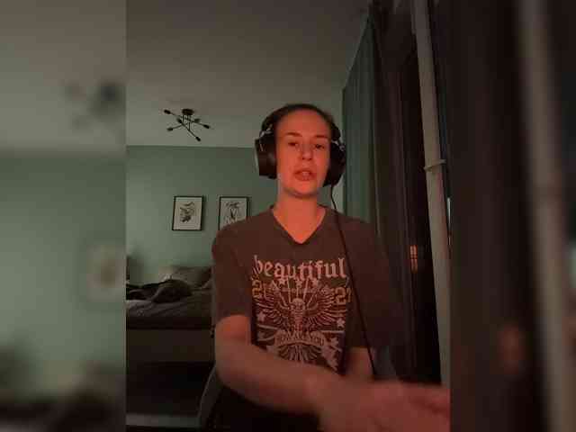 ari_ webcam