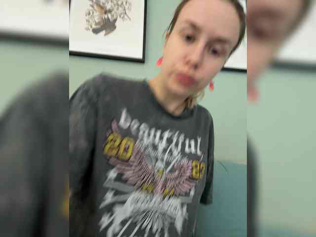 ari_ webcam