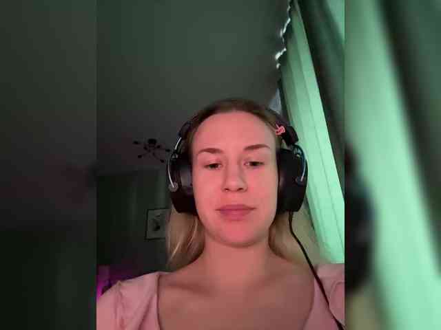 ari_ webcam