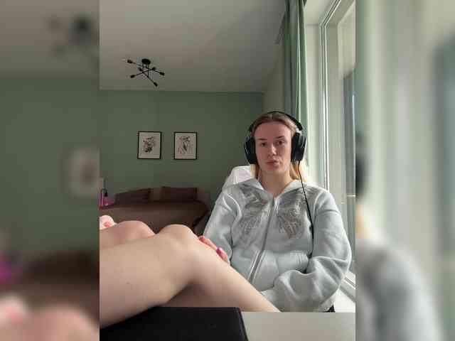 ari_ webcam