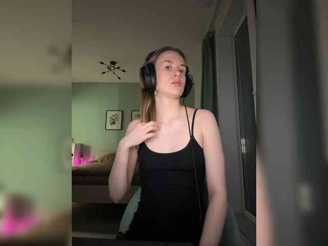 arry Live Webcam on BongaCams