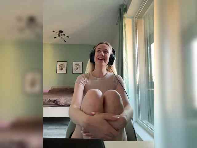 ari_ webcam