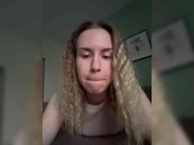 ari_ webcam