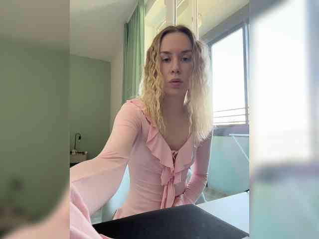 ari_ webcam