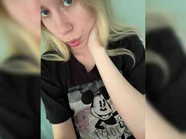 ari_ webcam