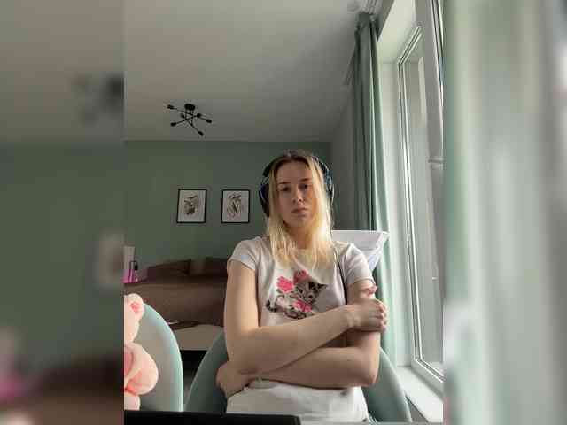 ari_ webcam