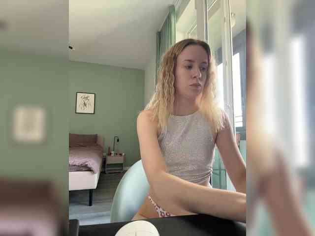 ari_ webcam